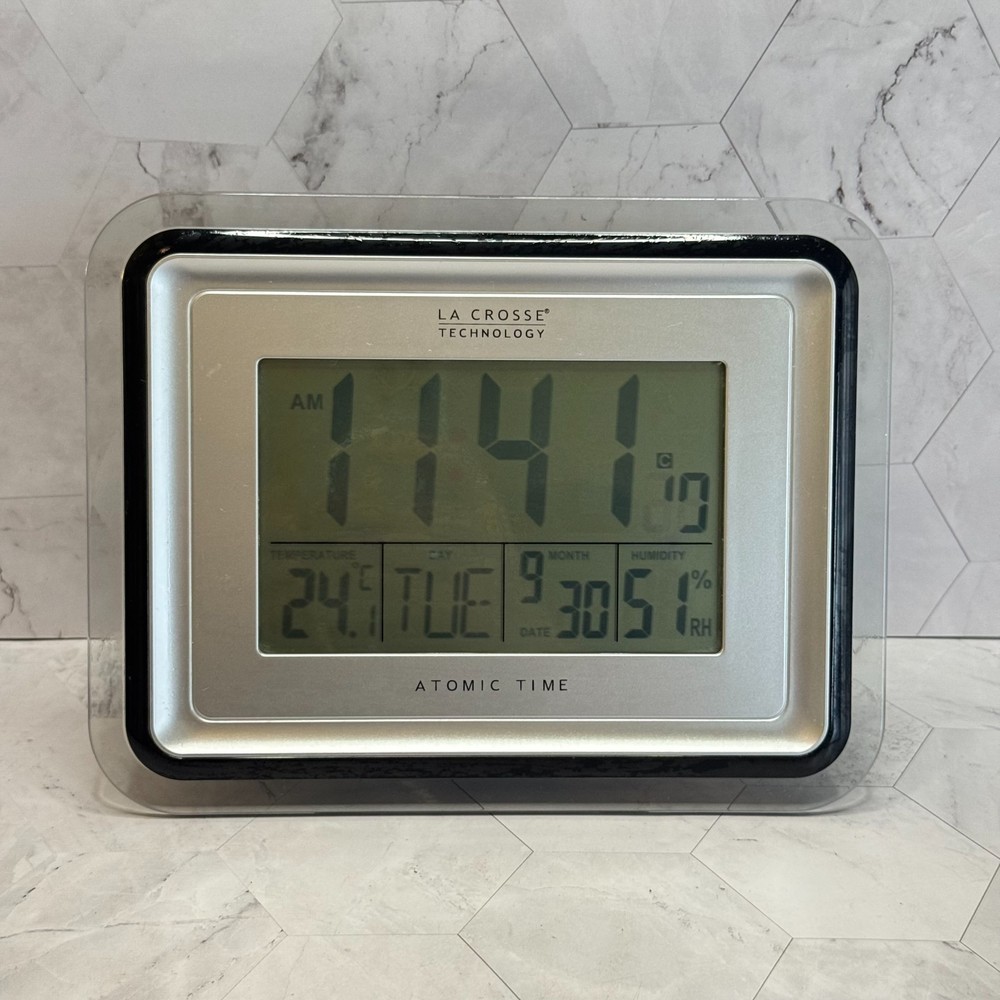 Weather Station La Crosse Technology Wall Table Display BBB87733 in EUC