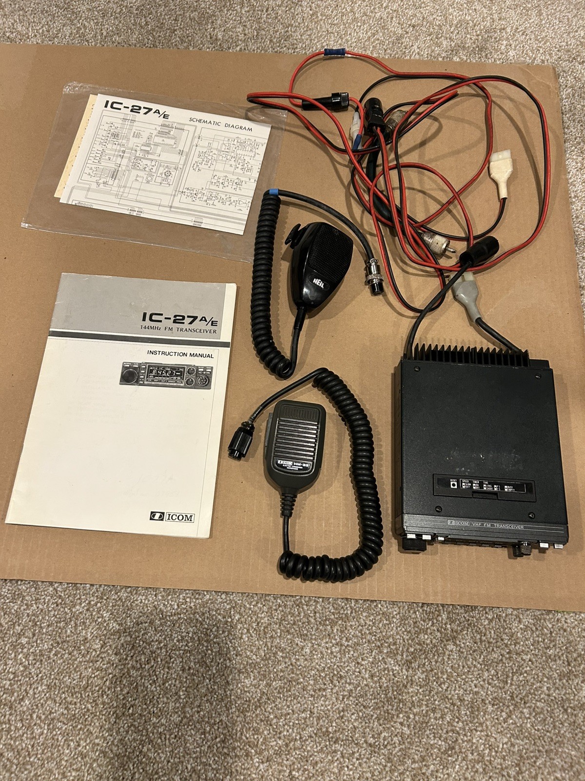 ICOM IC-27A w/ HM-23 Mic and HEIL HMM Mic