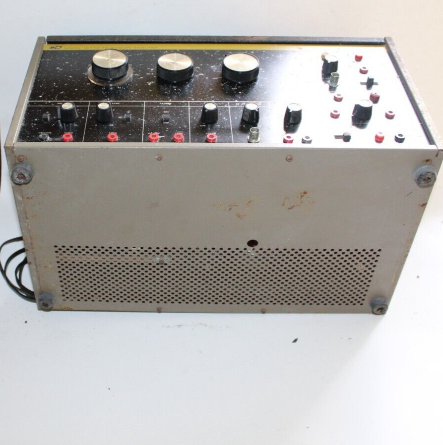 B&K 1968 Precision Model 1077B Television Analyst Television Testing Equipment