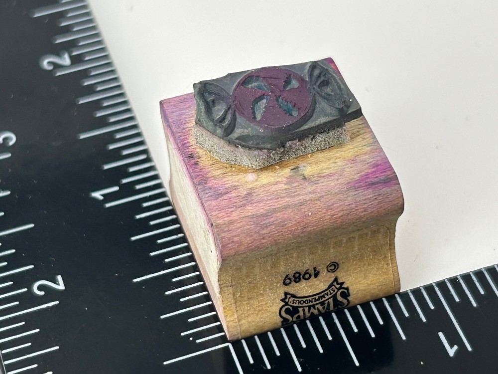 Stampendous Rubber Stamp AA18 Peppermint Candy Block Stamp