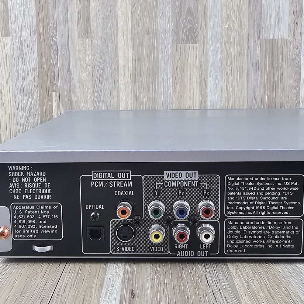 JVC DVD Player Model XV-S402SL Silver ~ No Remote