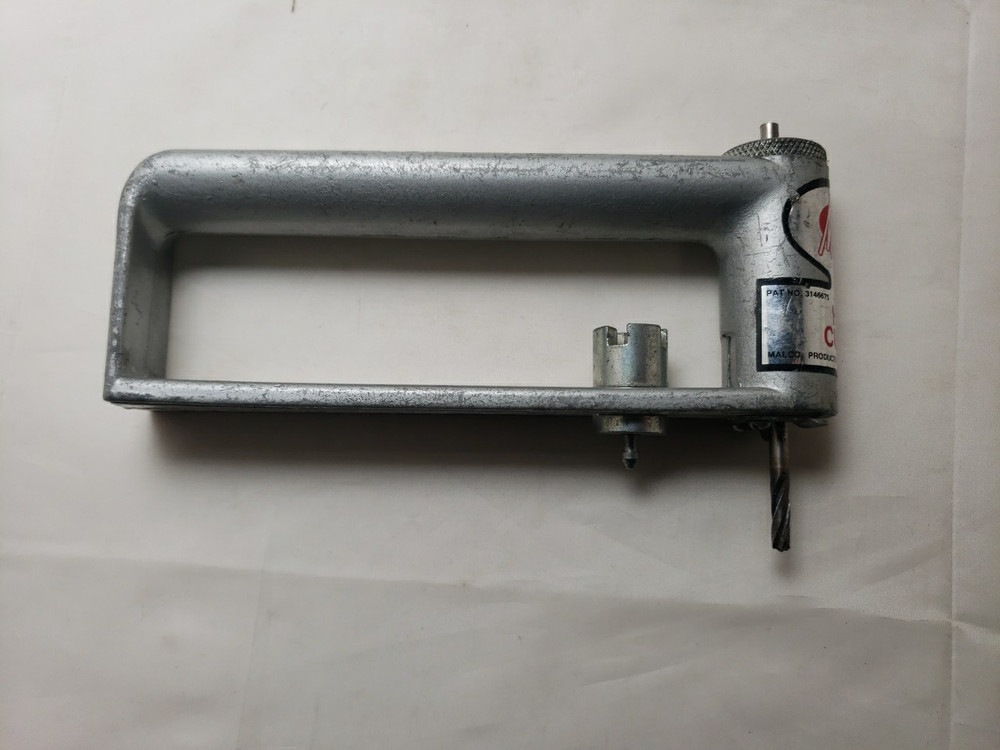 Malco HC1 Adjustable Hole Circle Cutter 2"-12" with CB Replacement Cutter Bit