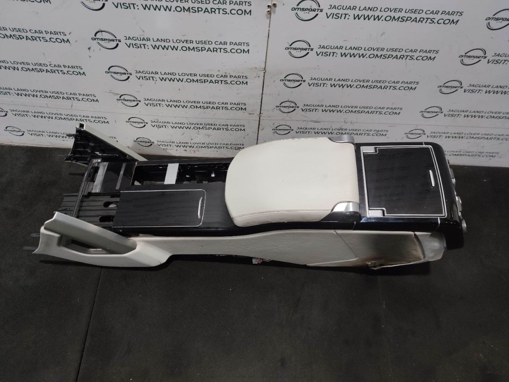 RANGE ROVER VOGUE L405 CENTRE CONSOLE WITH ARM REST