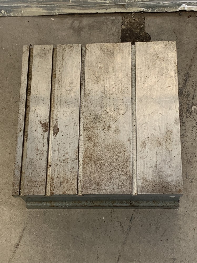 Used 15” X 15” CROSS SLIDE TABLE