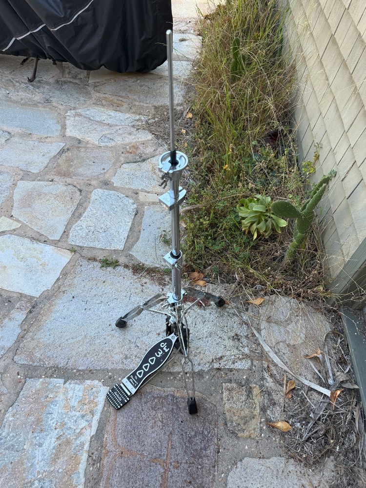 DW 3000 3 legged hihat stand - Missing clutch