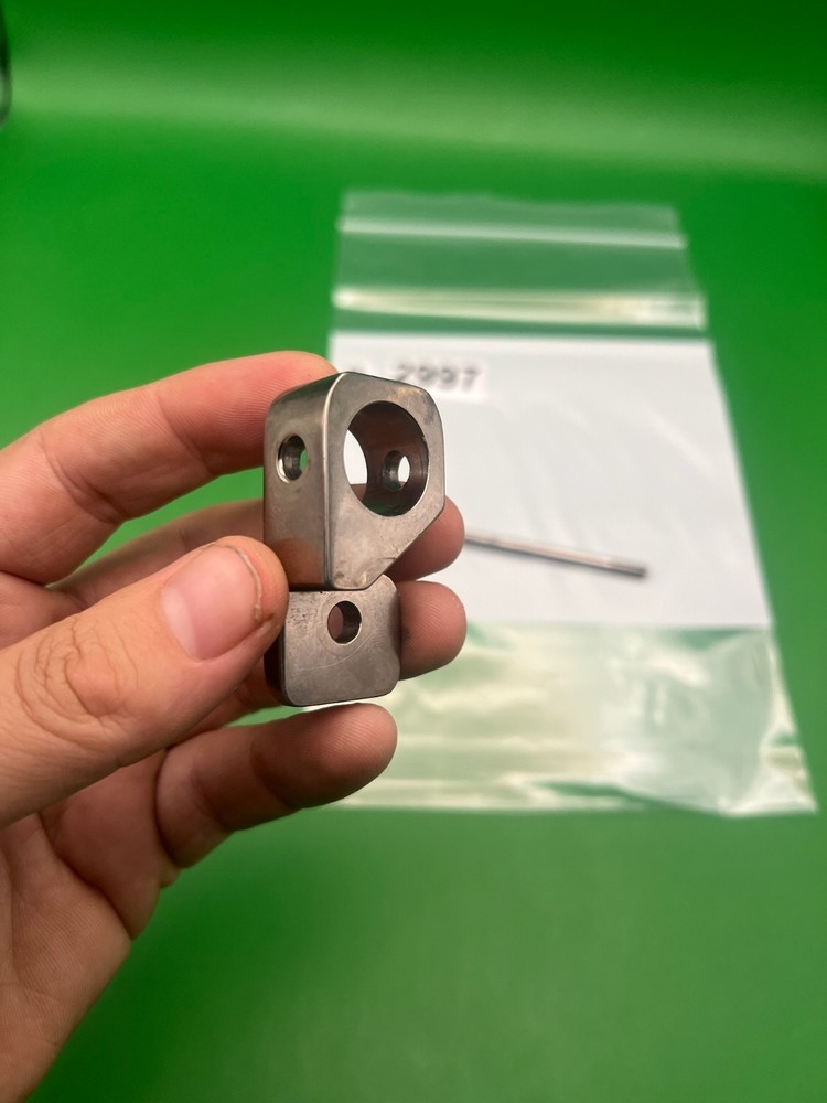 Silver Autococker Back Block Silver