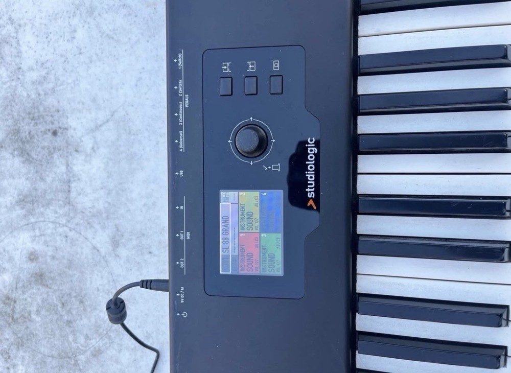 Studiologic SL88 GRAND 88 Weighted-Key MIDI Keyboard Controller USB