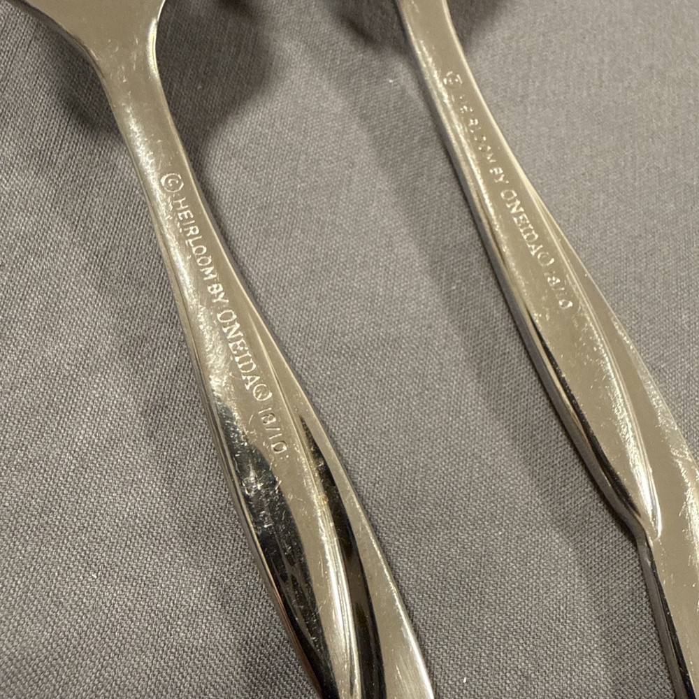 Oneida SATIN AQUARIUS Set 2 Dinner Fork Stainless 18/10 Silverware Flatware