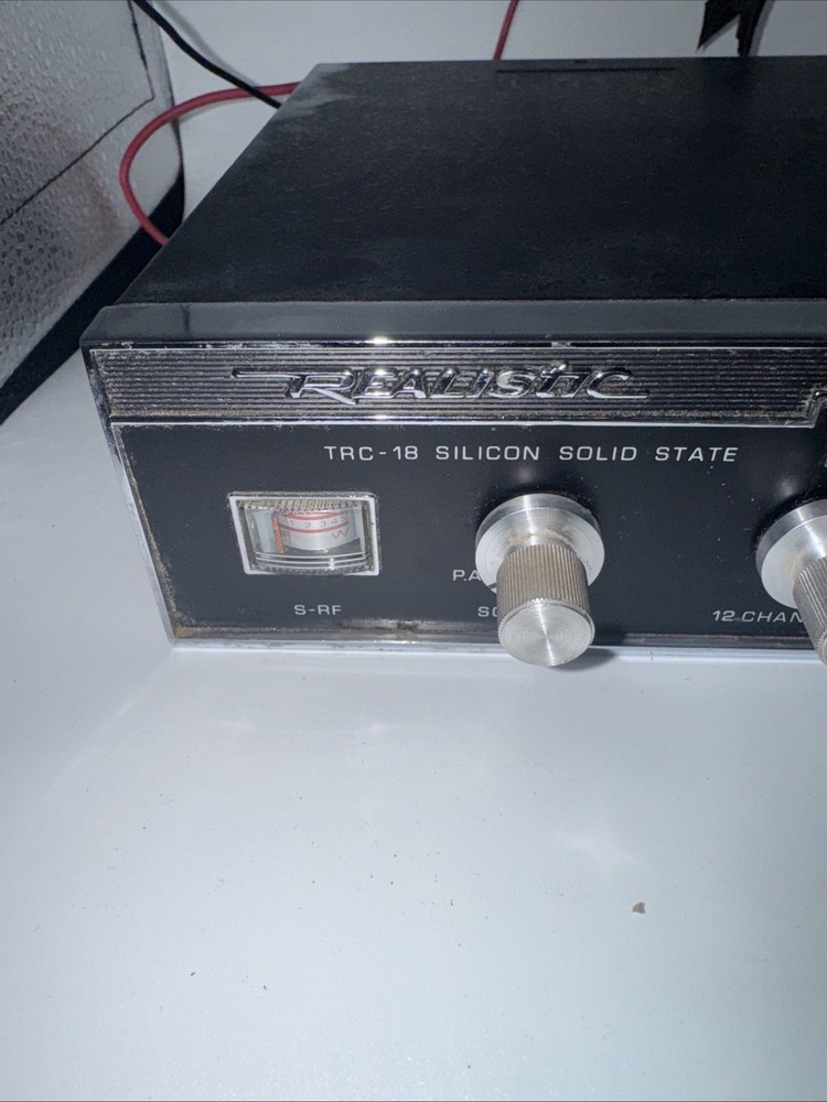 Realistic TRC-18 CB Transceiver 12 Channels Letters A-L Untested