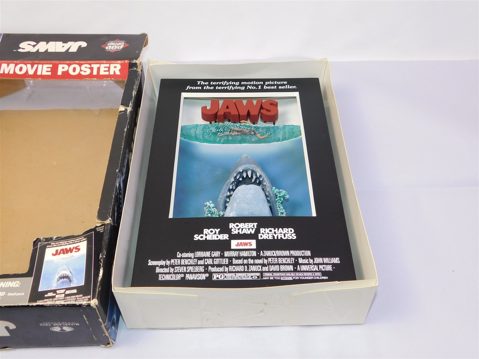 JAWS 1975 Movie 3D Poster Art Statue Steven Spielberg McFarlane Toys RARE