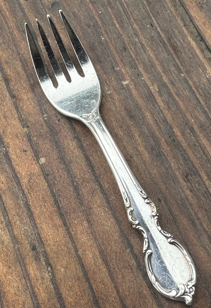 1847 Rogers Bros. Baby Fork Silverplate 4.25”