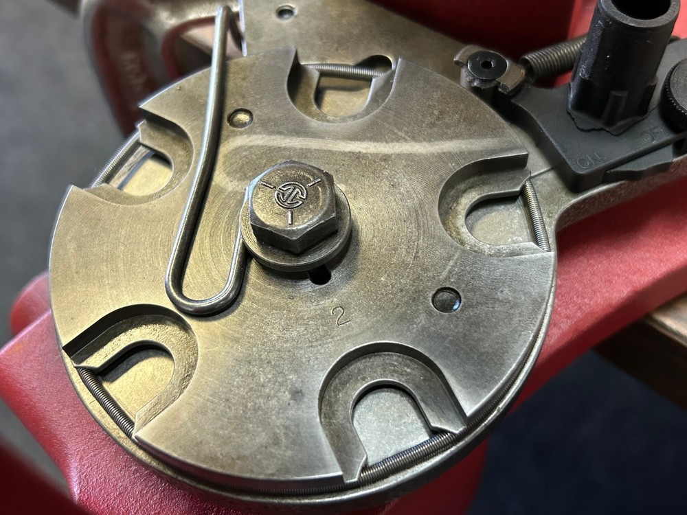 Hornady Lock-N-Load AP Automatic Press, Clean, with #2 Shell Plate