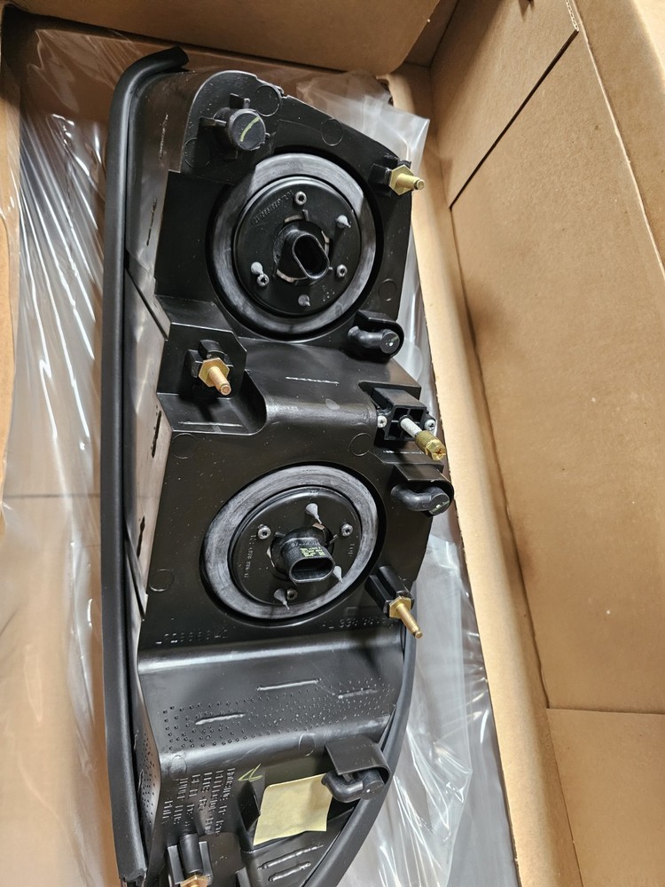 Mack OEM Right Side Passenger Headlight Headlamp Assembly