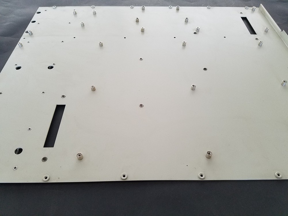 Metal Panel for a FLUKE 5100B Calibrator