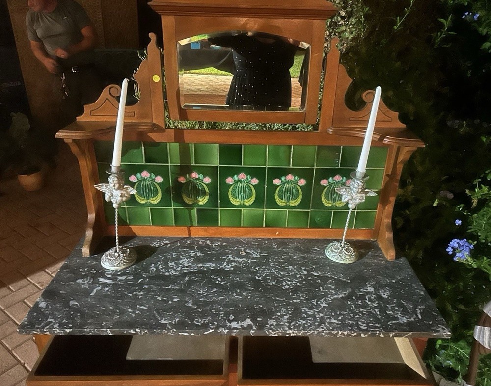 Dry washstand