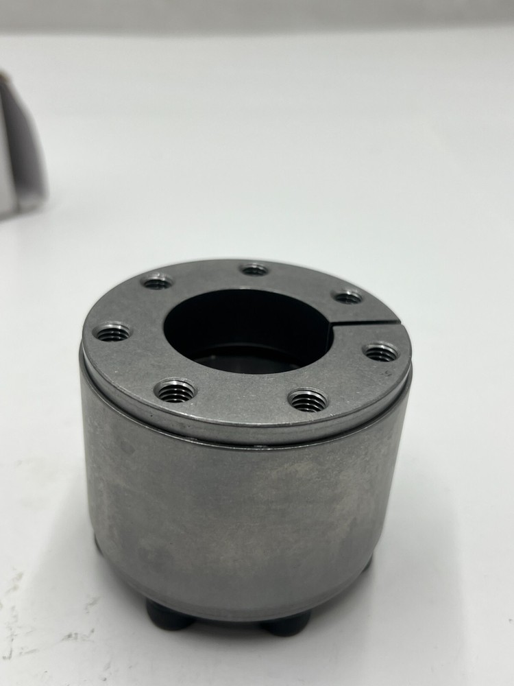 Divider/Rounder Sit-Lock Clamp 2.95 in. Outside Diameter / 0.84" ID