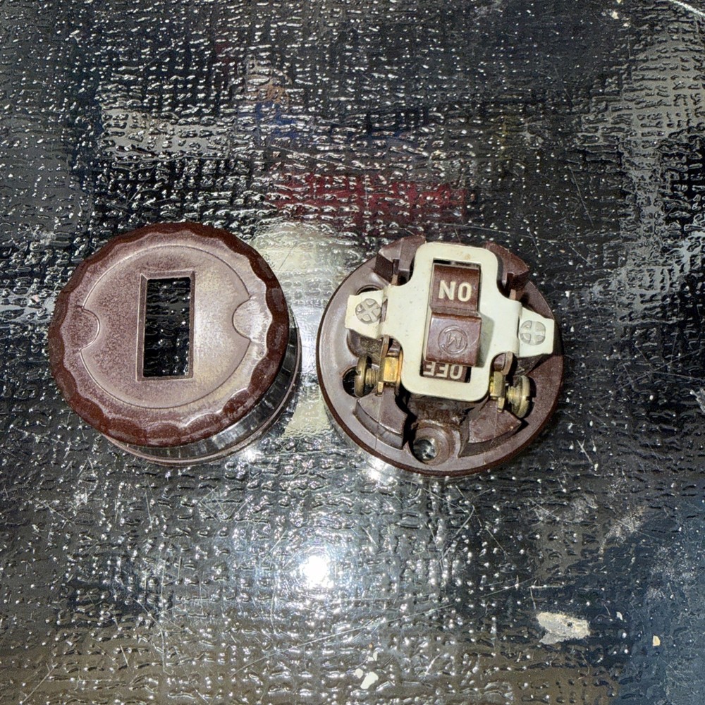 Vintage Round Surface mount Toggle Light Switch Bakelite early 1900s