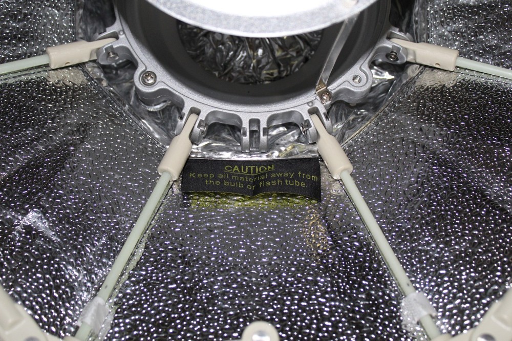 FalconEyes 64.7cm 25.5inch octagonal Softbox Silver/White Diffuser NEW OPEN BOX