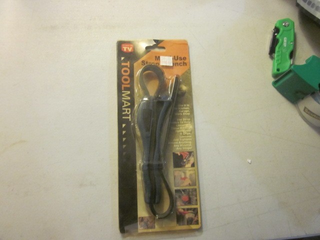 Vintage Toolmart Multi-Use Strap Wrench Tool NEW