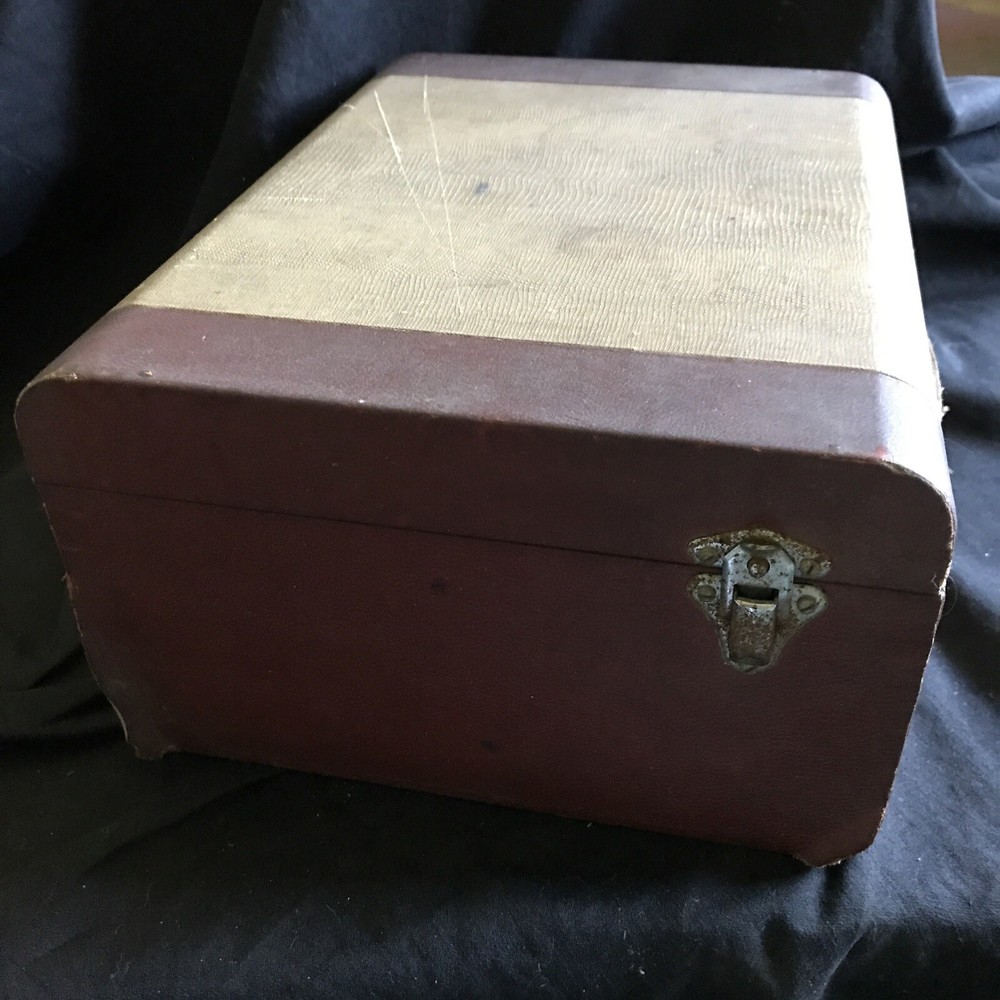 1950s VIDOR Radio Empty Case