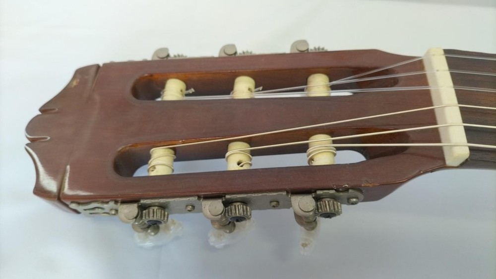 YAMAHA C-320 Classical Guitar