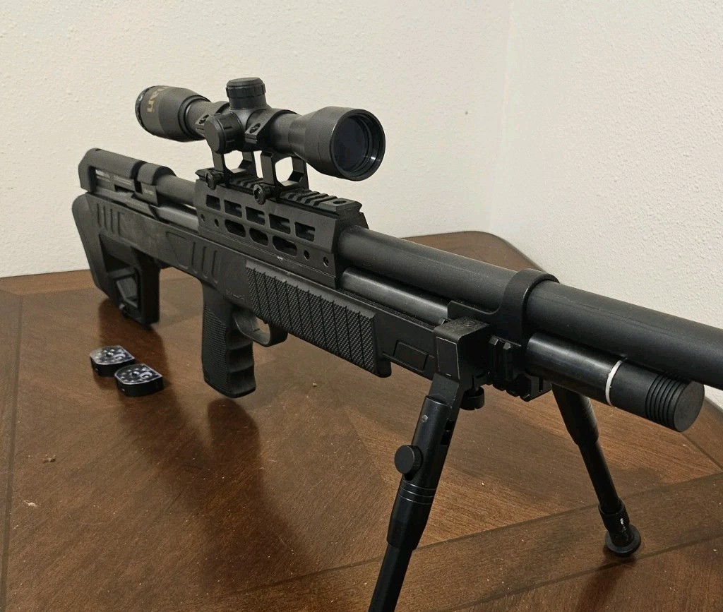 Beeman 1361 Commodore .177 Caliber PCP Air Rifle bullpup bipods barrel band 12rd