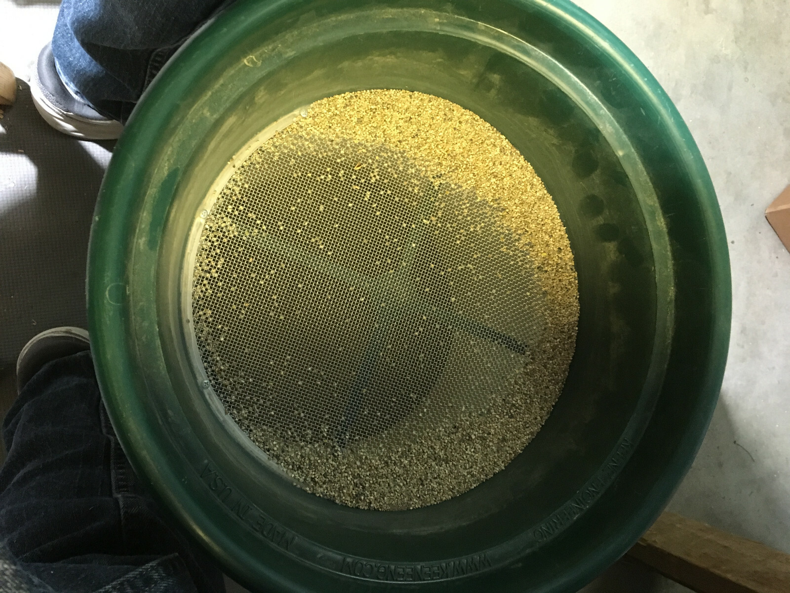 Vibra-Bucket 30W 115VAC 5-Gallon Screen Shaker, New