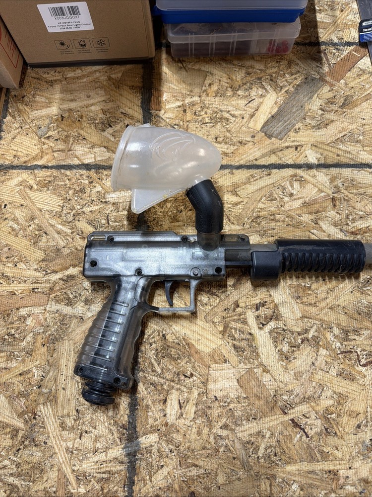 Handpump Paintball Marker