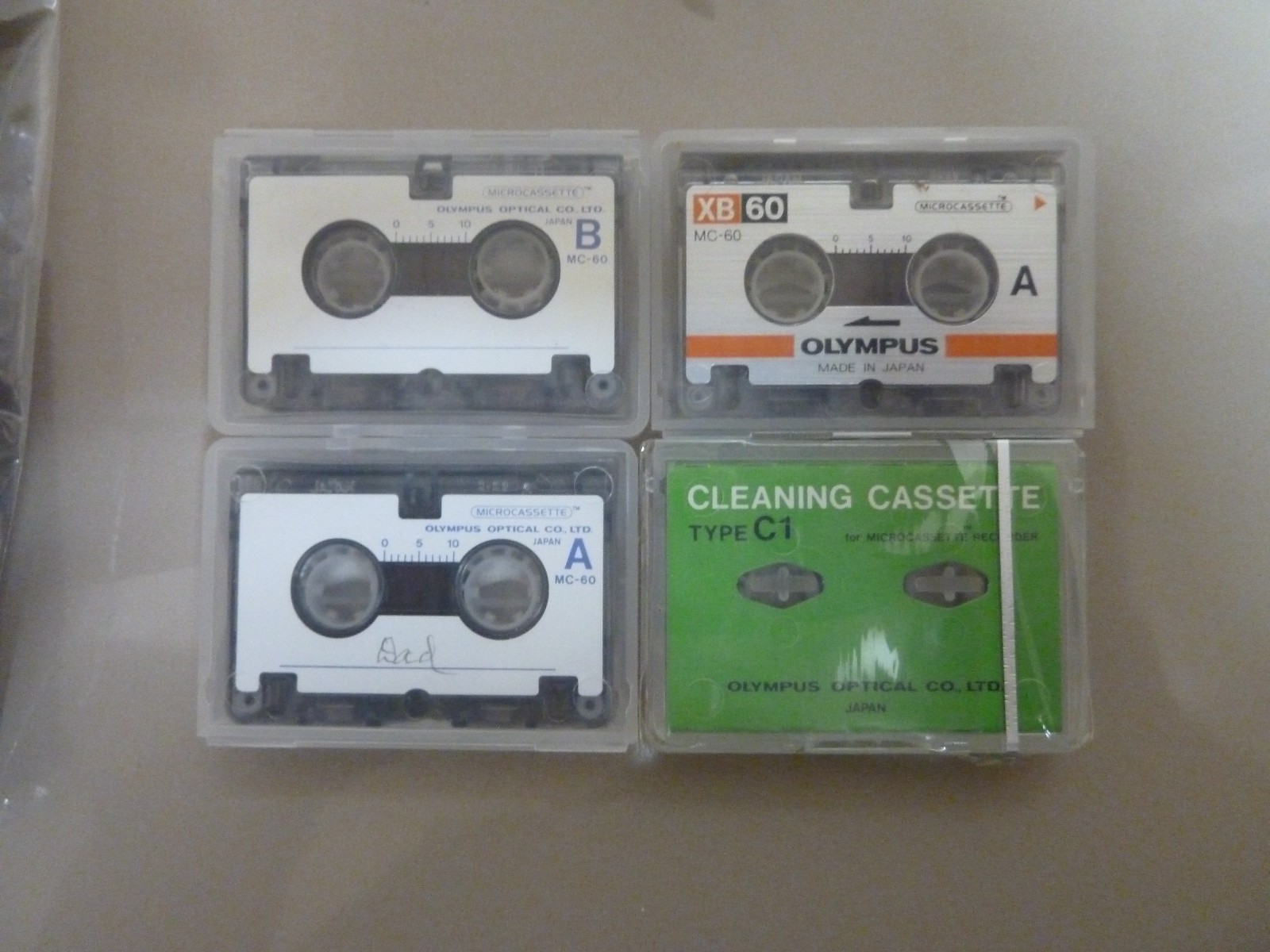 Vintage Japanese Olympus Pearlcorder D130 Microcassette box set with lots more!!