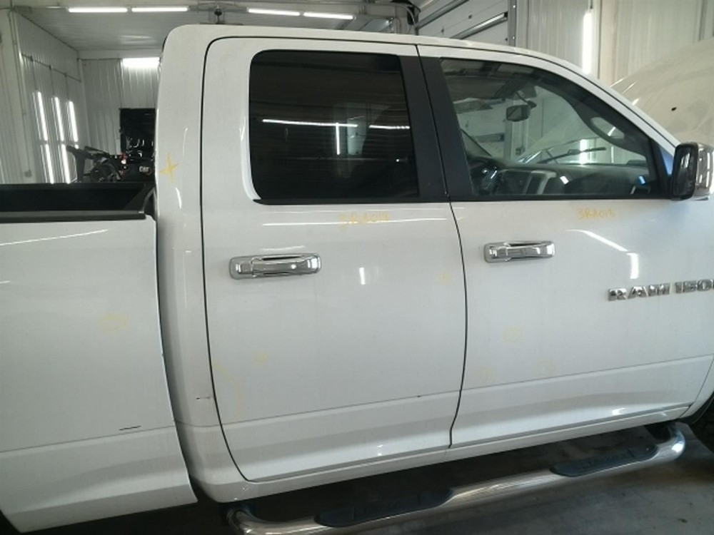 RAM1500 2012 Jack 104778662