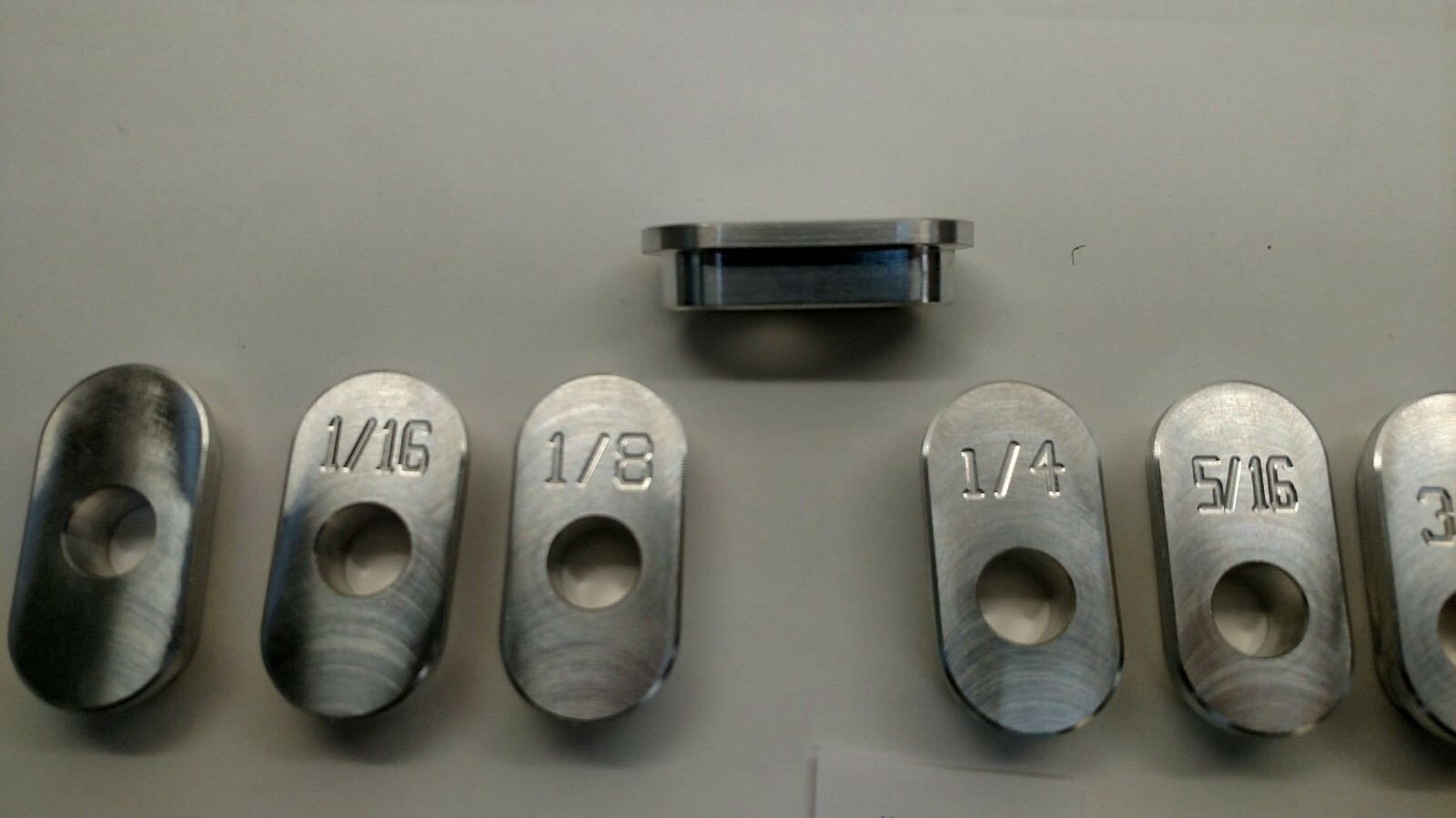 A-Arm Bracket Slug Slotted Kit 1-3/4 in x 3/4 in Asphalt Dirt Late Models Mods