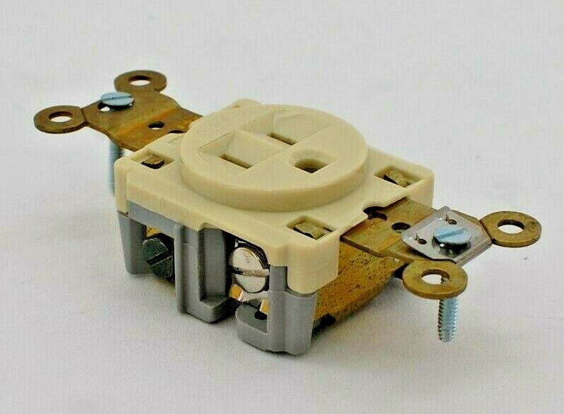 Hubbell 5261I Specification Grade Single Receptacle
