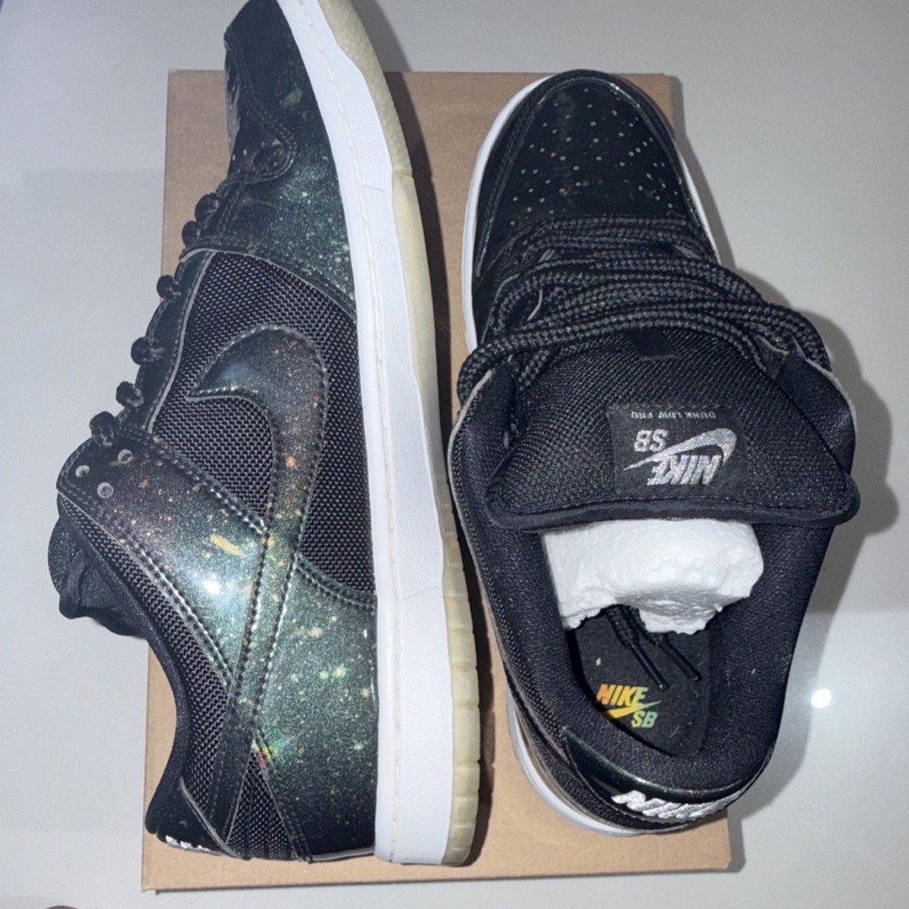 Nike SB Dunk Low Pro intergalactic 420