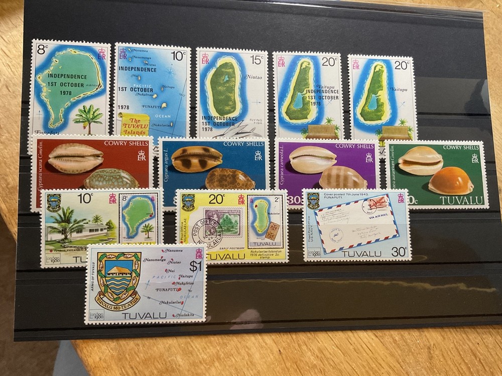 Tuvalu mint never hinged stamps   B3645