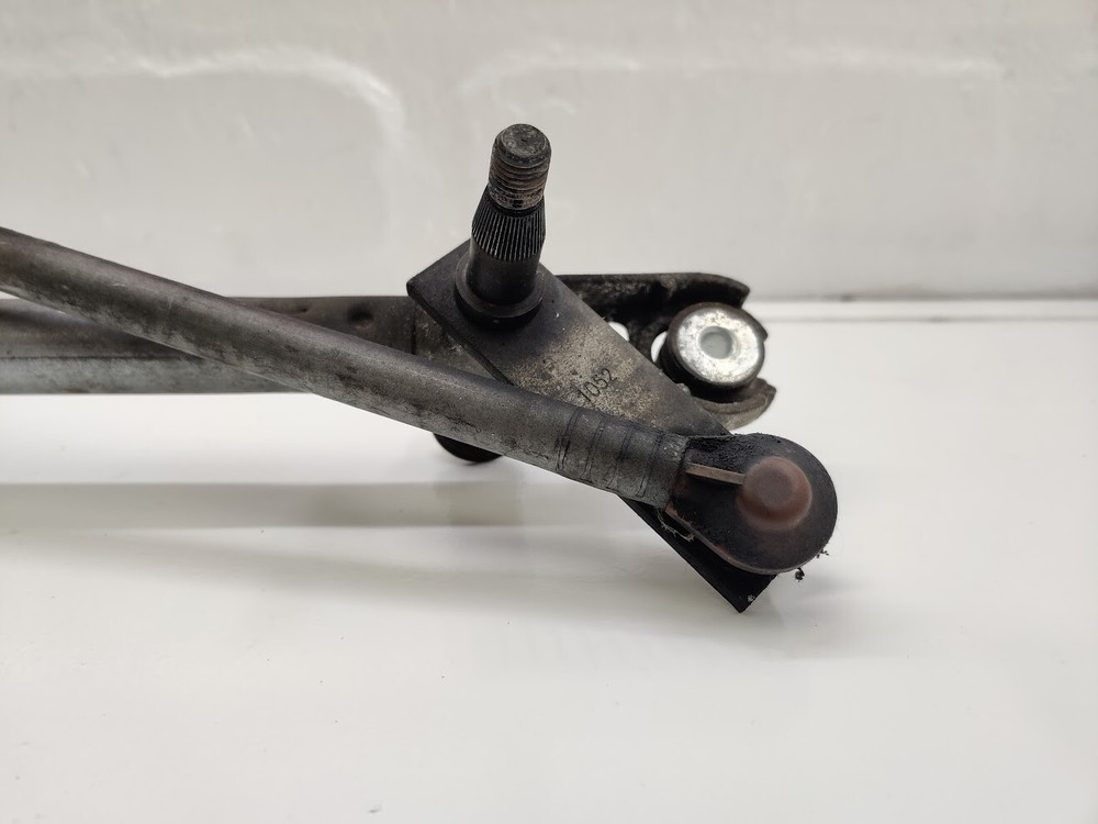 2008 DODGE NITRO 2.8 CRD FRONT WIPER LINKAGE