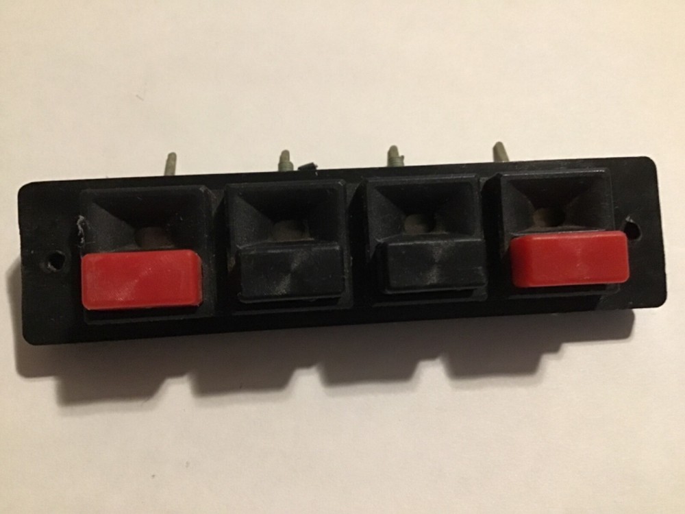 Marantz.Speaker Jacks..speaker terminals..speaker connectors..see description.