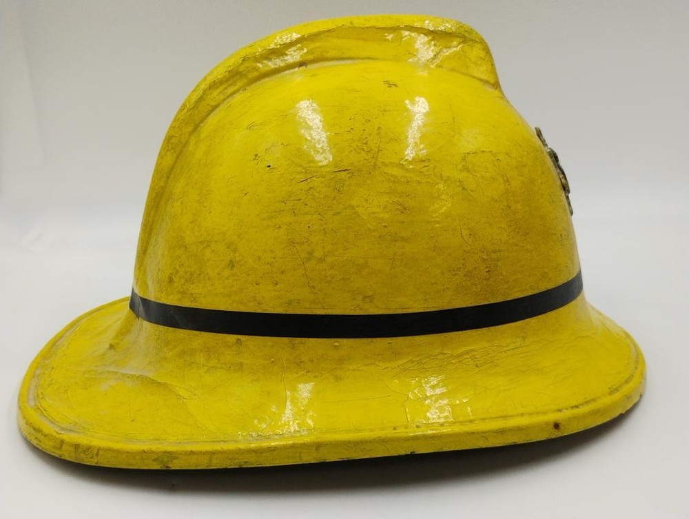 VINTAGE WARWICKSHIRE FIRE HELMET (EL1110005)