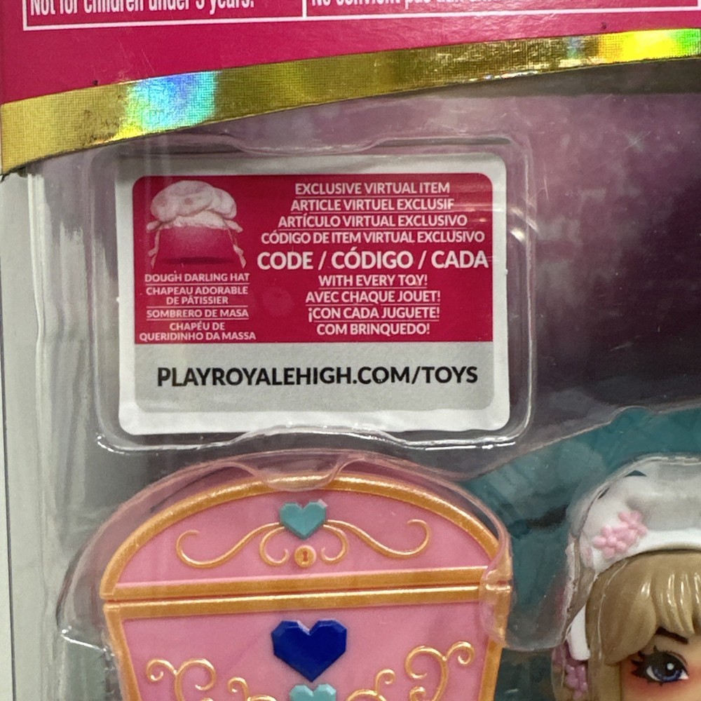 Royale High Baking Class Playset Dough Darling Hat Code Only Sent in Ebay Msg