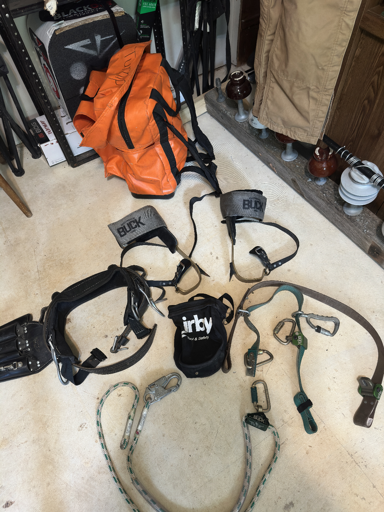Buckingham Lineman Climbing Gear