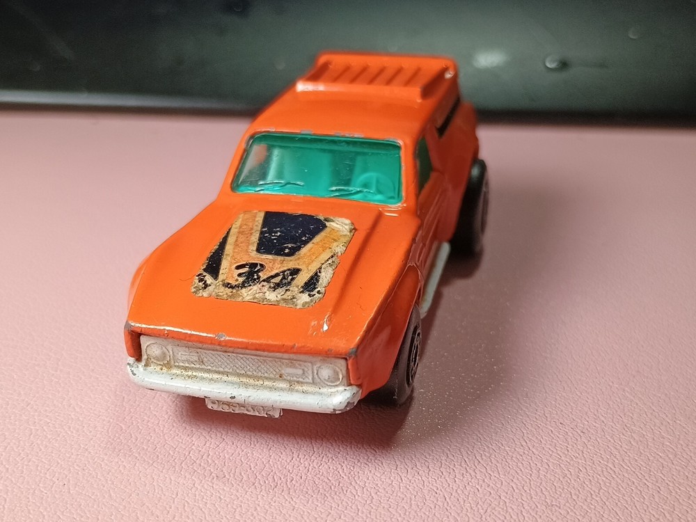 Matchbox Superfast Lesney No. 34 - Vantastic - Orange, side stripe + flat bonnet