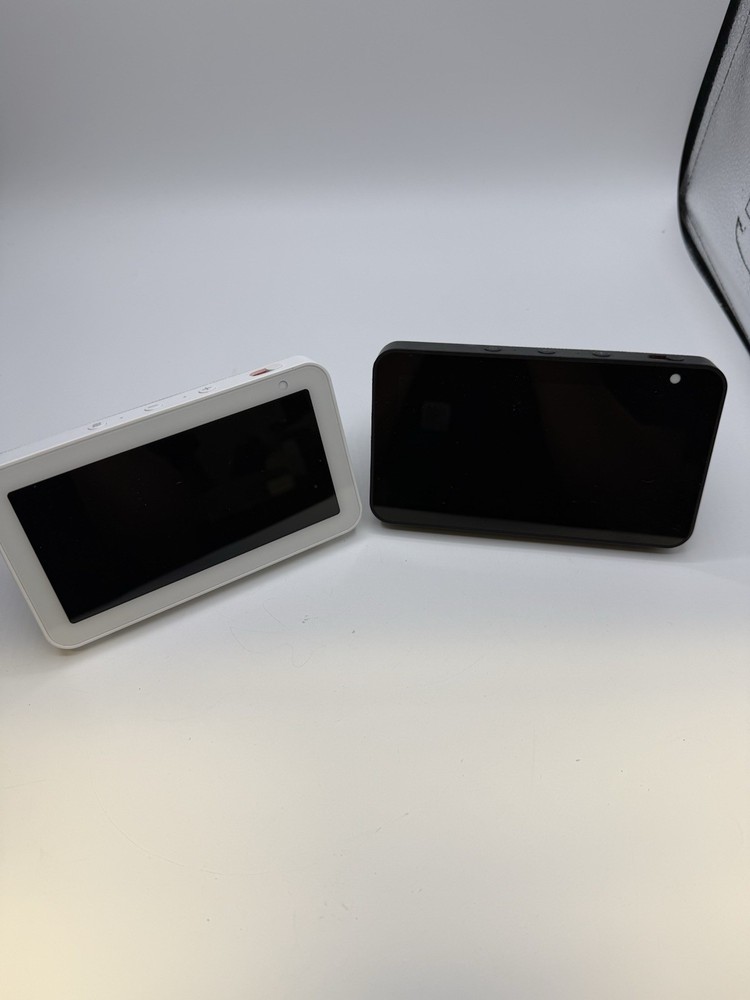 Amazon Echo Show 5 1st Generation Smart Display Speaker White And Black