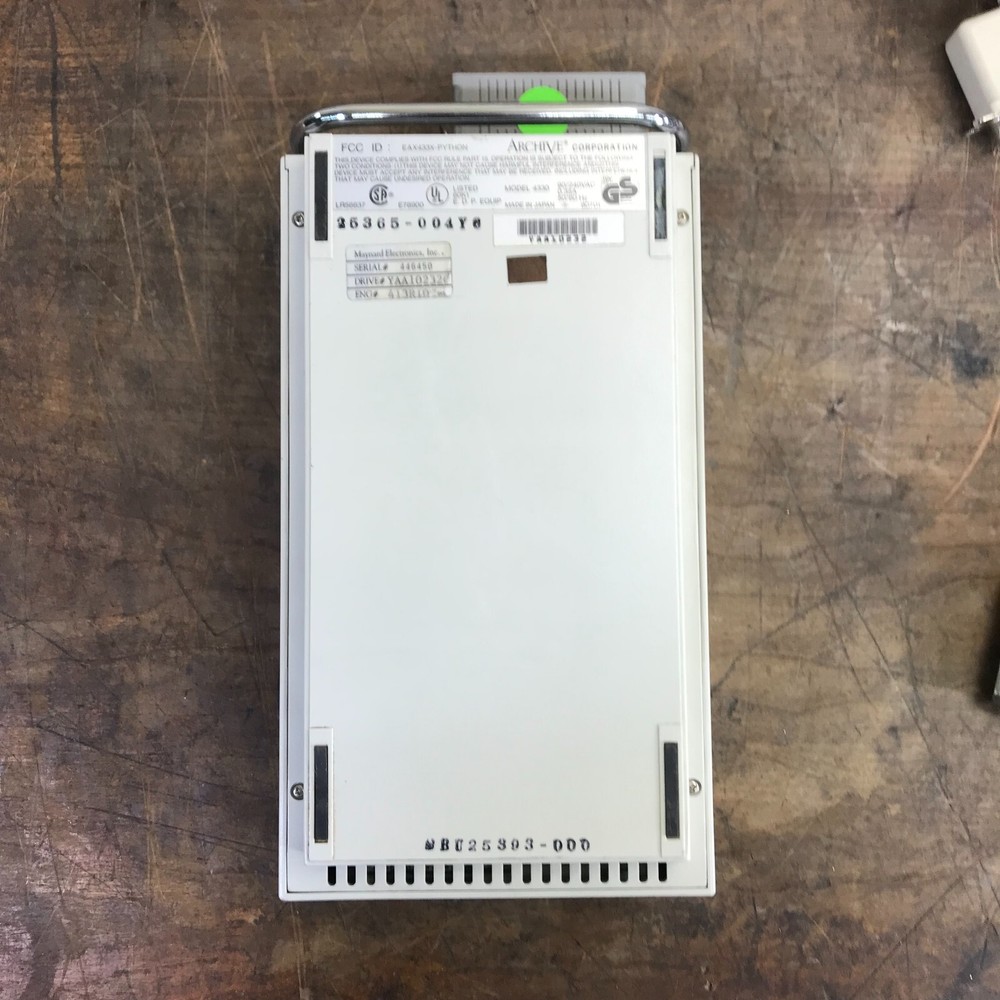 Maynard Electronics MaynStream 1300DAT External DAT SCSI Tape Drive w/Cables