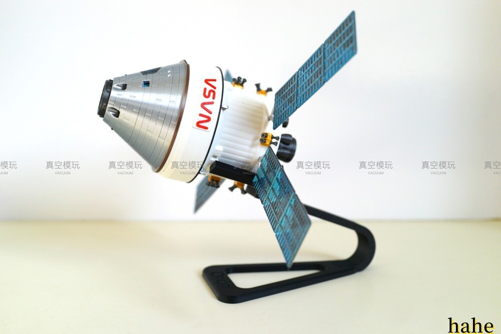 1/48 Artemis Program Orion Manned Spacecraft Static Finished Model Collection