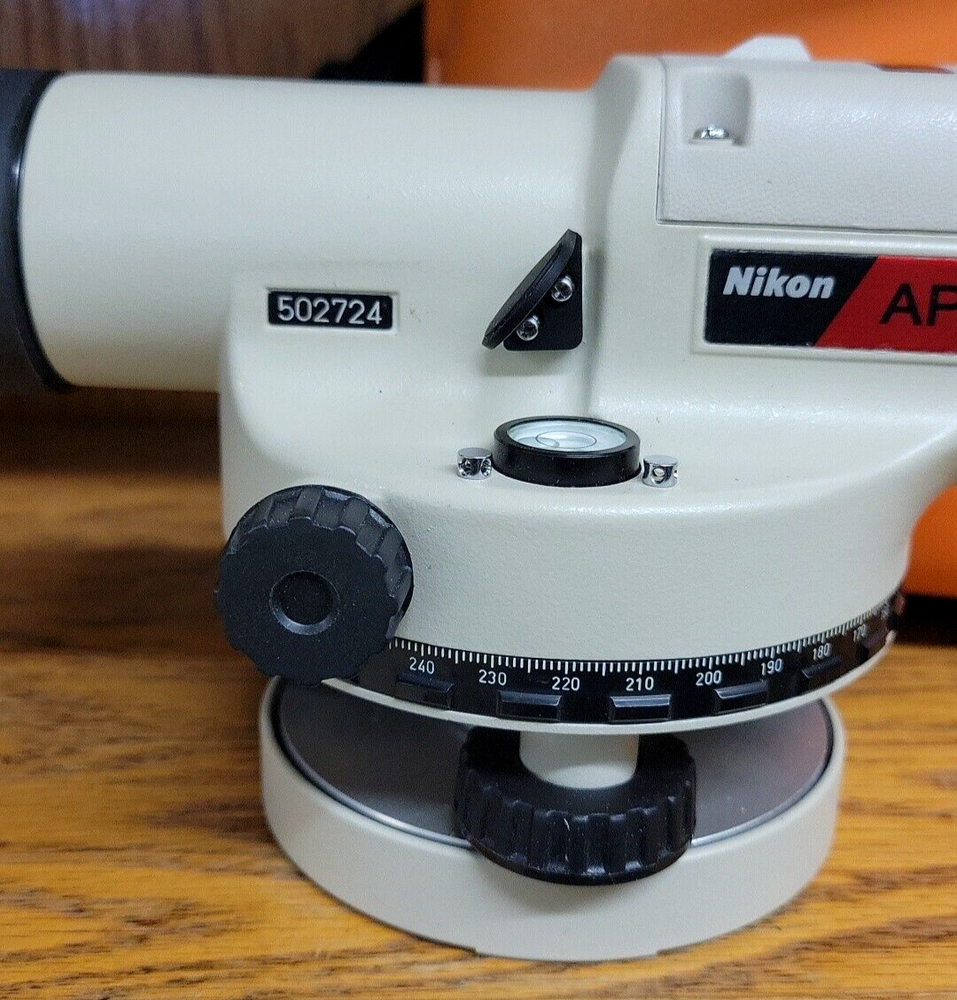 Nikon AP-8 Automatic Level 28x Magnification 360 Degrees, Tripod, Grade Tool