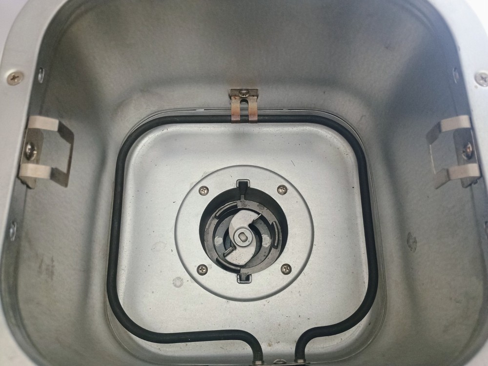 Toastmaster Bread Machine 1148x Bread Maker Horizontal 2 lb Loaf TESTED/WORKING