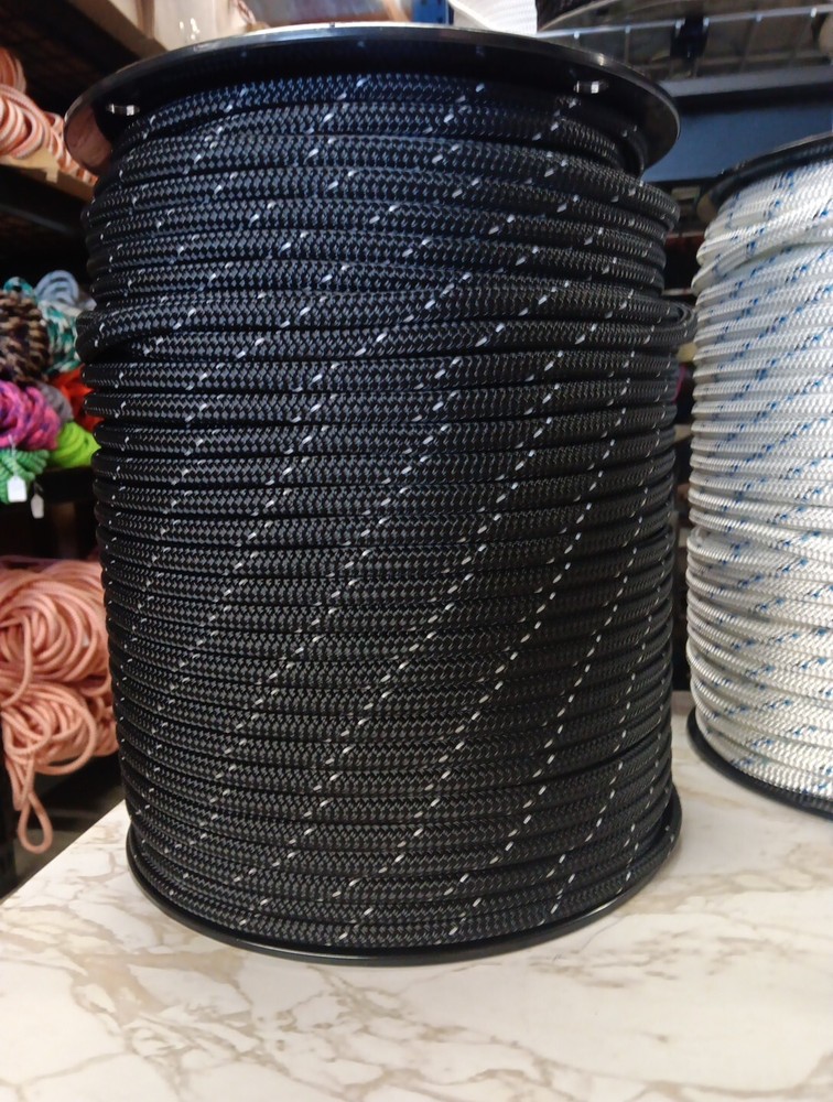 3/8 " x 600 ft. Double Braid-Yacht Braid Polyester Rope Spool. Black/ Reflective