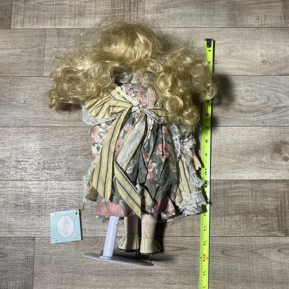 Haunted Doll Active Spirit -Flora