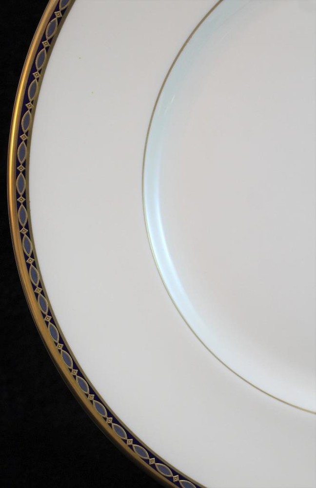 Minton ST JAMES 5-Piece Place Setting GREAT CONDITION