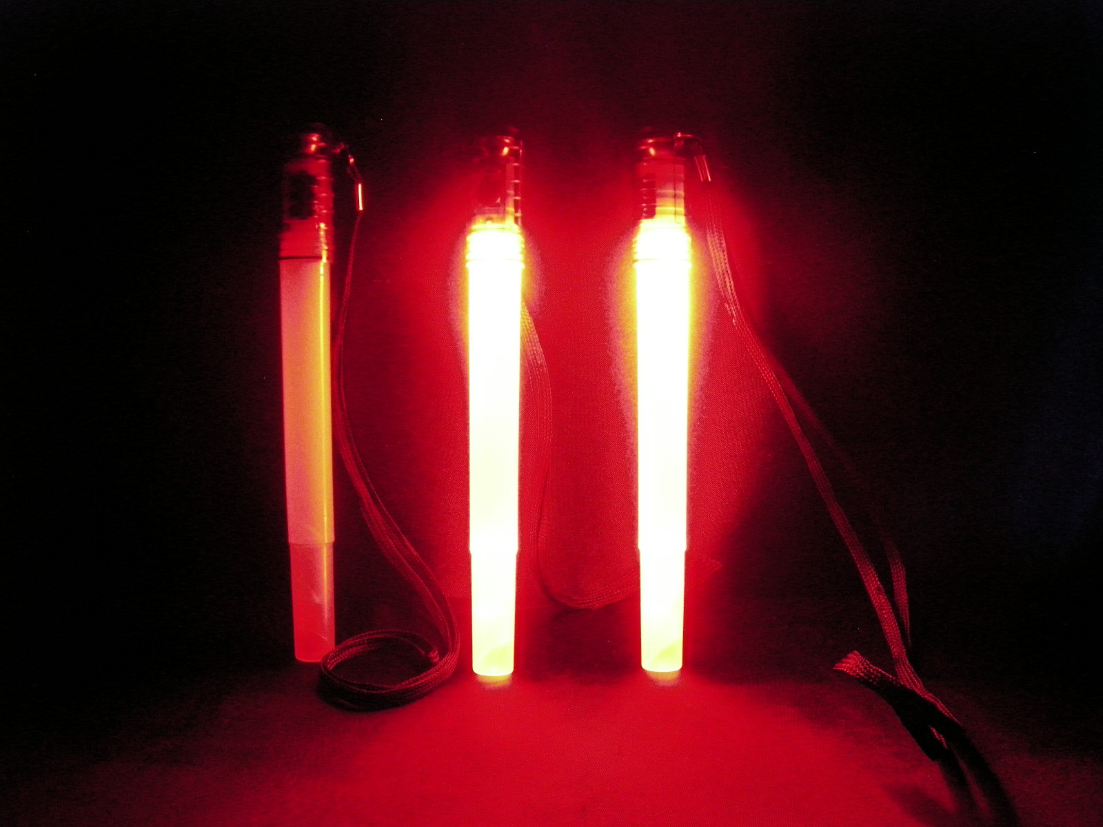 4 LED Green Glowsticks GlowLights 3 in 1 Safety Light Whistles Free Shipping