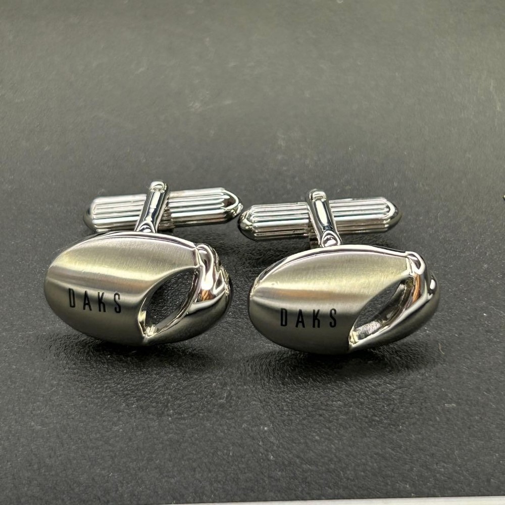 Daks Silver-Tone Cufflinks Button -USED- VG